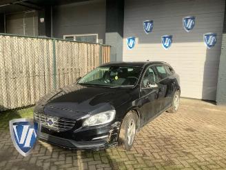 Salvage car Volvo V-60 V60 I (FW/GW), Combi, 2010 / 2018 2.0 D4 16V 2014/7