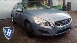 Volvo S-60 S60 II (FS), Sedan, 2010 / 2018 1.6 T3 16V picture 5