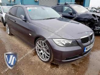 Damaged car BMW 3-serie 3 serie (E90), Sedan, 2005 / 2011 325i 24V 2005/5
