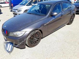Damaged car BMW 3-serie 3 serie (E90), Sedan, 2005 / 2011 320i 16V Corporate Lease 2008/2