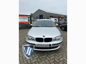 Damaged car BMW 1-serie 1 serie (E87/87N), Hatchback 5-drs, 2003 / 2012 116i 1.6 16V 2005/8