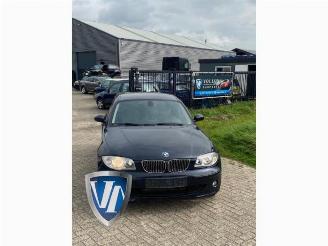 Damaged car BMW 1-serie 1 serie (E87/87N), Hatchback 5-drs, 2003 / 2012 120i 16V 2006/3