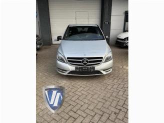 Mercedes B-klasse B (W246), Hatchback, 2011 / 2018 1.6 B-180 BlueEFFICIENCY Turbo 16V picture 2