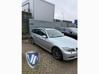 Coche siniestrado BMW 3-serie 3 serie Touring (E91), Combi, 2004 / 2012 318i 16V 2008/9