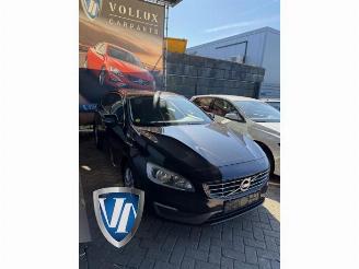 Salvage car Volvo V-60 V60 I (FW/GW), Combi, 2010 / 2018 2.0 D4 16V 2014/9