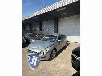 Volvo V-60 V60 I (FW/GW), Combi, 2010 / 2018 1.6 T3 16V picture 2