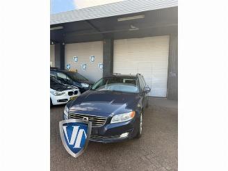 Vrakbiler auto Volvo V-70 V70 (BW), Combi, 2007 / 2016 2.0 D4 16V 2014/11