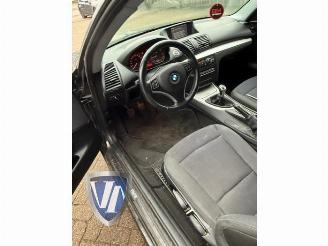BMW 1-serie 1 serie (E81), Hatchback 3-drs, 2006 / 2012 116i 2.0 16V picture 4
