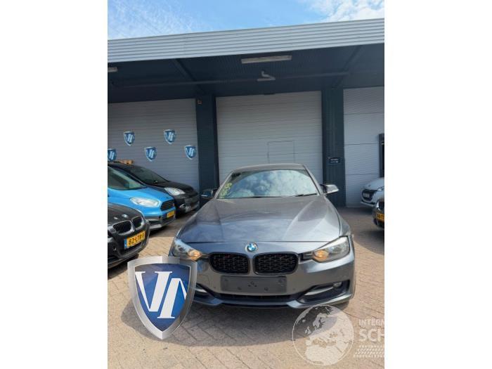 BMW 3-serie 3 serie (F30), Sedan, 2011 / 2018 320d xDrive 2.0 16V