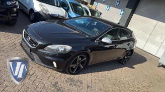 demontáž osobní automobily Volvo V-40 V40 (MV), Hatchback 5-drs, 2012 / 2019 2.0 D4 16V 2015/10