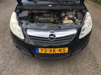 Opel Corsa 1.2 5drs airco picture 8