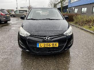 Hyundai I-20 1.2 5drs picture 2