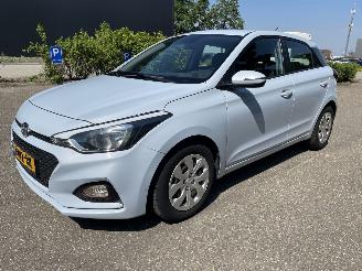 Hyundai I-20 1.2 euro6 5drs picture 6
