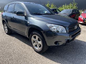 Toyota Rav-4 2.0 4x4 picture 6