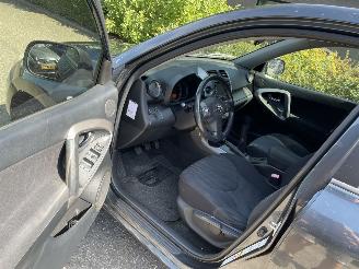 Toyota Rav-4 2.0 4x4 picture 8