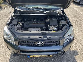 Toyota Rav-4 2.0 4x4 picture 7