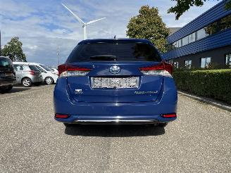 Toyota Auris 1.8 hybrid picture 3