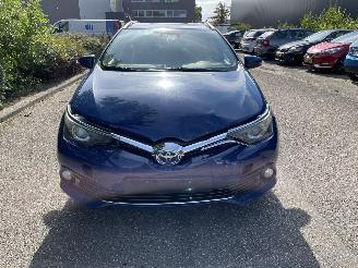 Toyota Auris 1.8 hybrid picture 5