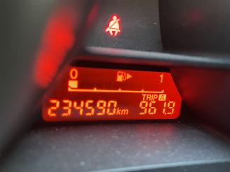 Mazda 5 2.0 110kw 7p picture 10