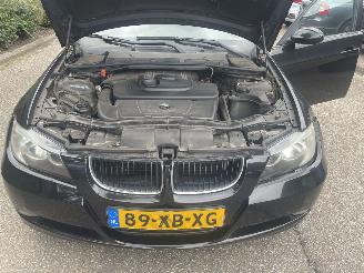 BMW 3-serie 2.0d 90kw sedan picture 7