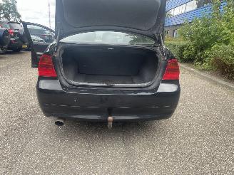 BMW 3-serie 2.0d 90kw sedan picture 13