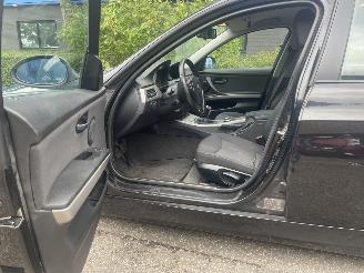 BMW 3-serie 2.0d 90kw sedan picture 8