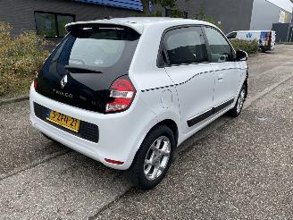 Renault Twingo 1.0 5drs picture 4