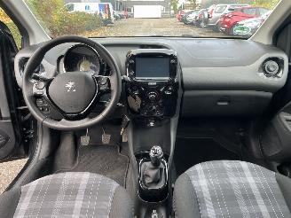 Peugeot 108 5drs alure picture 11