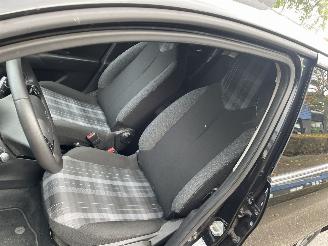 Peugeot 108 5drs alure picture 10