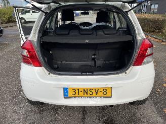 Toyota Yaris 1.3 5drs 74kw Clima picture 13