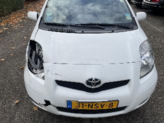 Toyota Yaris 1.3 5drs 74kw Clima picture 6