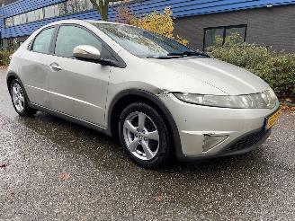 Vaurioauto  passenger cars Honda Civic 1.4 5drs 2007/10