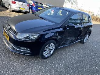 Vaurioauto  passenger cars Volkswagen Polo 1.0 5drs 55kw 2016/5