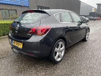 Opel Astra 1.4T 103KW picture 4