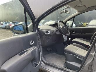 Renault Modus 1.6 aut. picture 10