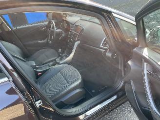 Opel Astra 1.4T 103KW Sedan picture 16