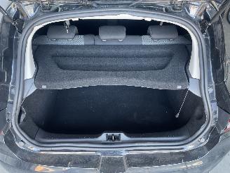 Renault Clio 5drs airco picture 8