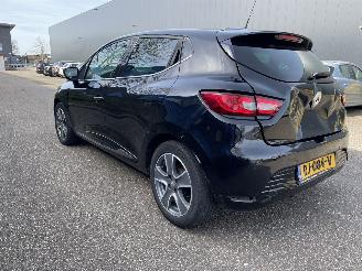 Renault Clio 5drs airco picture 2