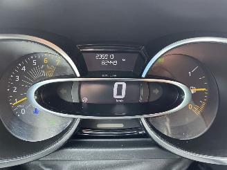 Renault Clio 5drs airco picture 11