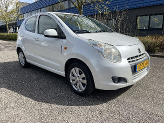 Suzuki Alto 5drs exe picture 4