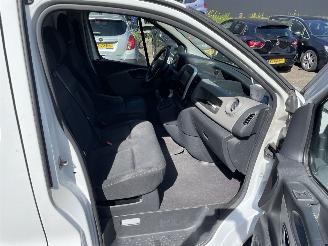 Renault Trafic 1.6 D 92KW KOELING picture 17