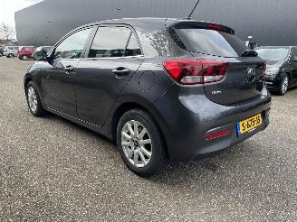 Schadeauto Kia Rio 1.0 88kw 2017/8