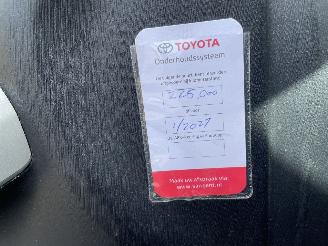 Toyota Prius 1.8 plug in hybrid picture 19