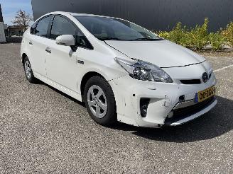 Toyota Prius 1.8 plug in hybrid picture 4