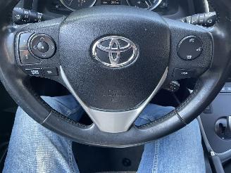 Toyota Auris 1.8 hybrid picture 10