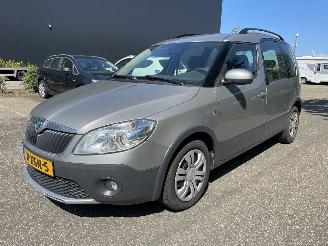 Schadeauto Skoda Roomster 1.2 tsi 2012/6