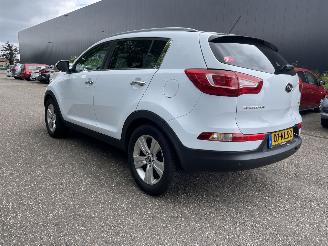 Vaurioauto  passenger cars Kia Sportage 1.6 99kw exe 2010/11
