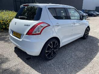 Schadeauto Suzuki Swift 1.2 5drs 2011/10