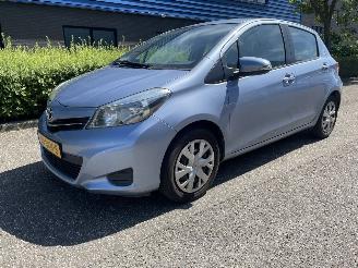 Toyota Yaris 1.3 5drs picture 6