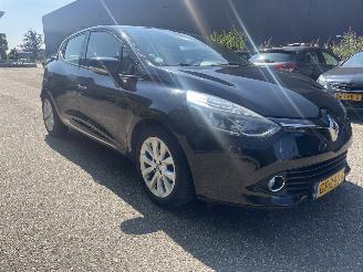 Unfallwagen Renault Clio 1.5dci 2015/10